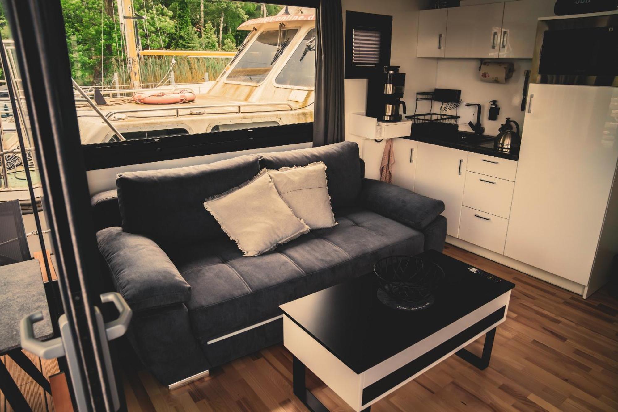 Traumzeitboot2 Auf Dem Scharmuetzelsee 바트 자로 외부 사진